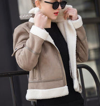 Load image into Gallery viewer, Lambs wool Coat Women Faux Shearling Sheepskin Coat New