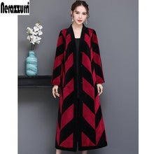 Load image into Gallery viewer, Lambs wool Coat  Real sheep  coat women color block